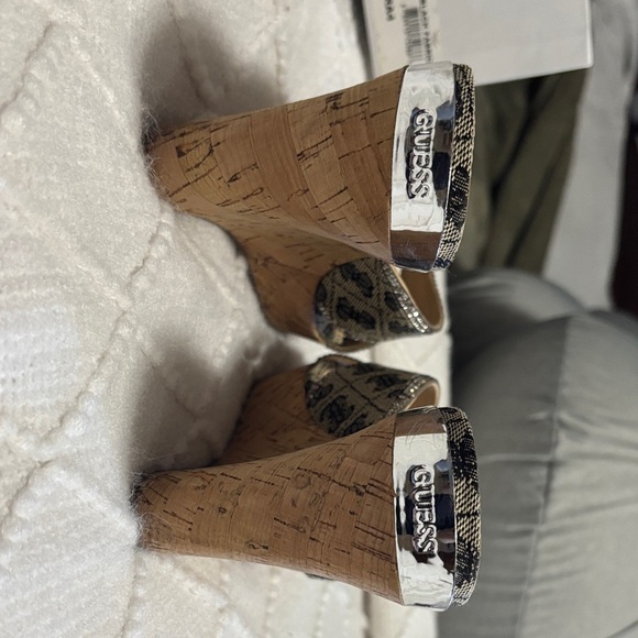 Guess Wedges - Picture 6 of 7